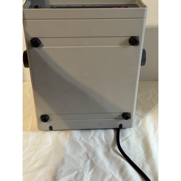 GoldStar FC-7011 Frequency Counter 100MHz Vintage Lab Test Equipment Powers On - Picture 8 of 10